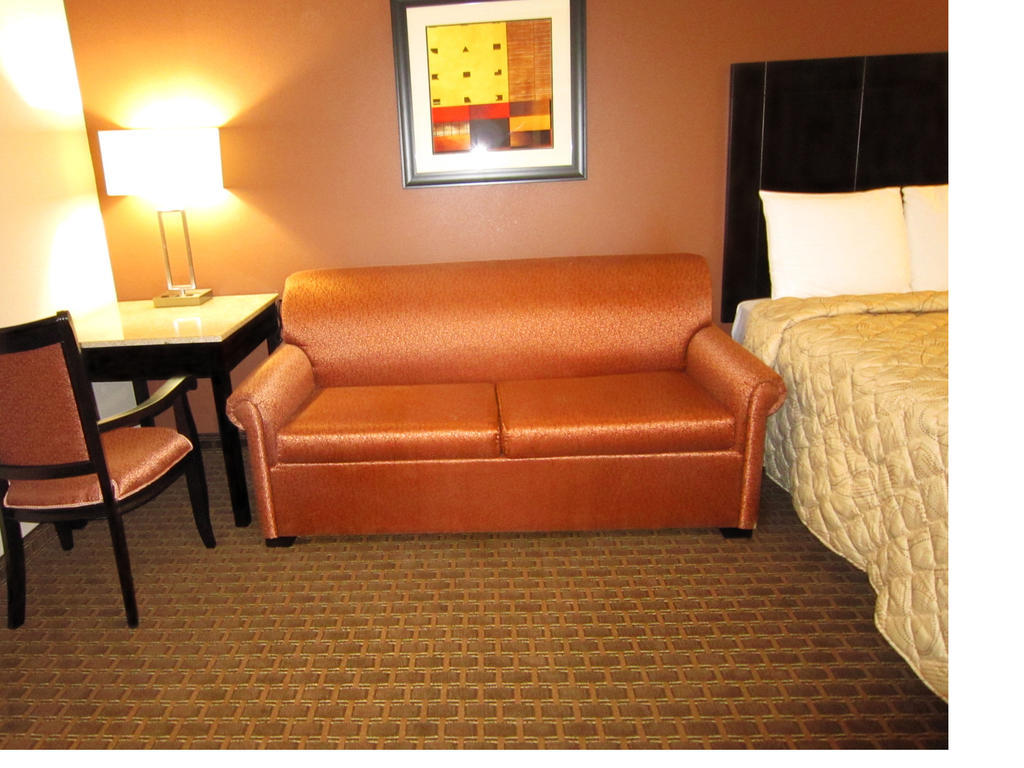 Red Carpet Inn And Suites Monmouth Junction Quarto foto