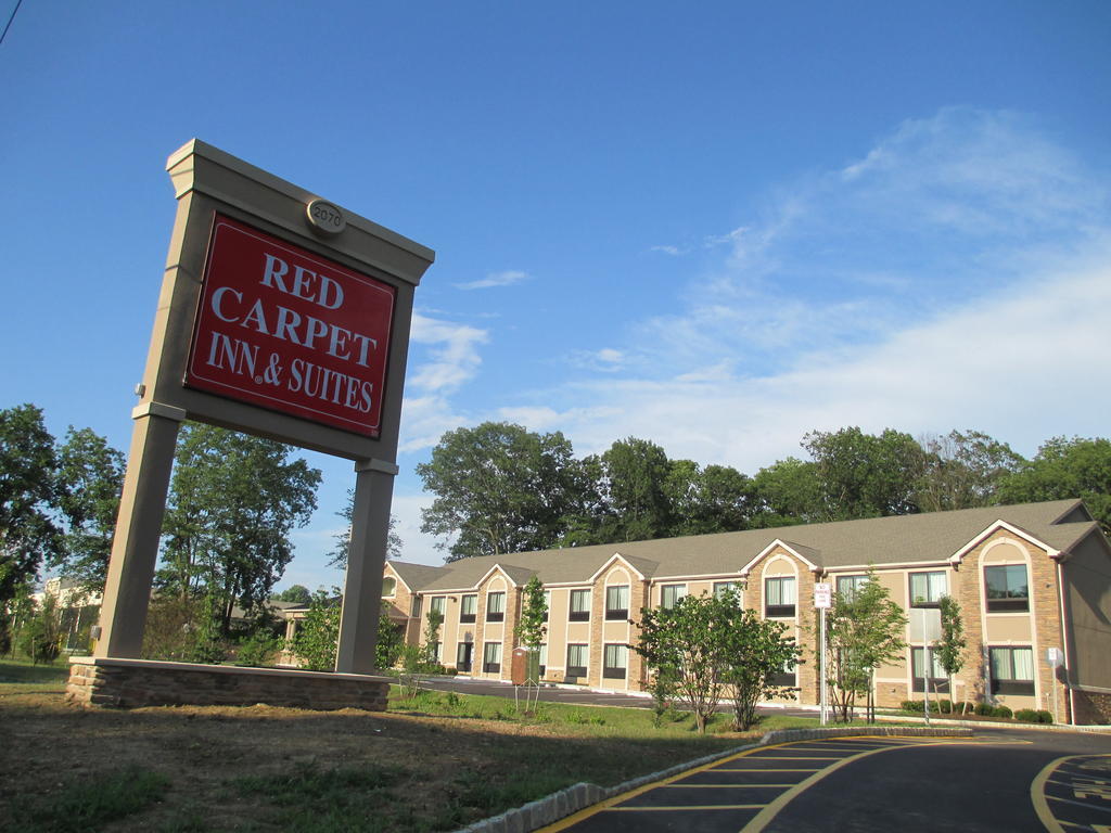 Red Carpet Inn And Suites Monmouth Junction Exterior foto